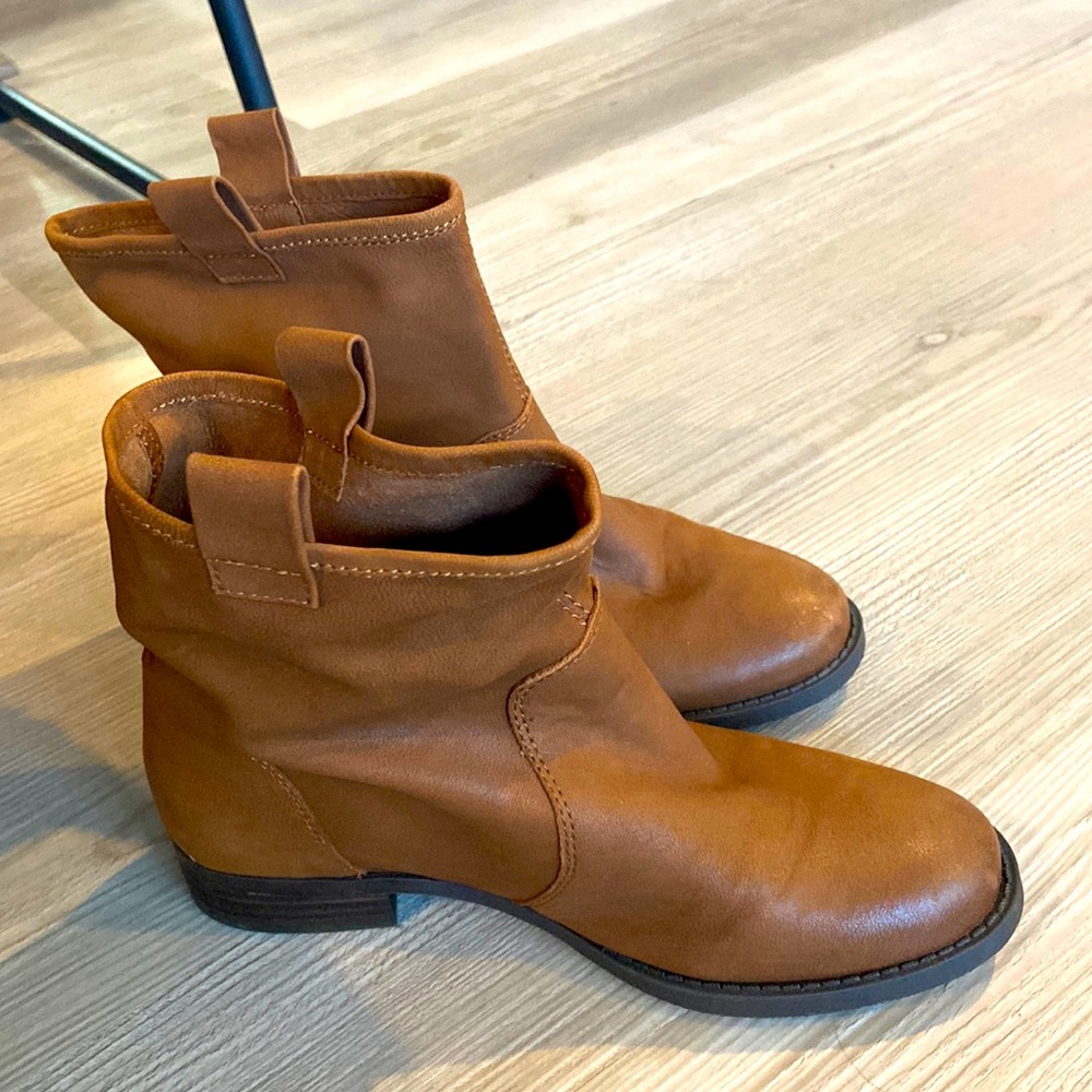 Sole Society Natasha Brown Womens Size 6 M Leather Pull On Casual Ankle Booties